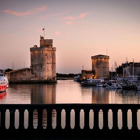 Un Hotel En Ville La Rochelle  Exterior photo